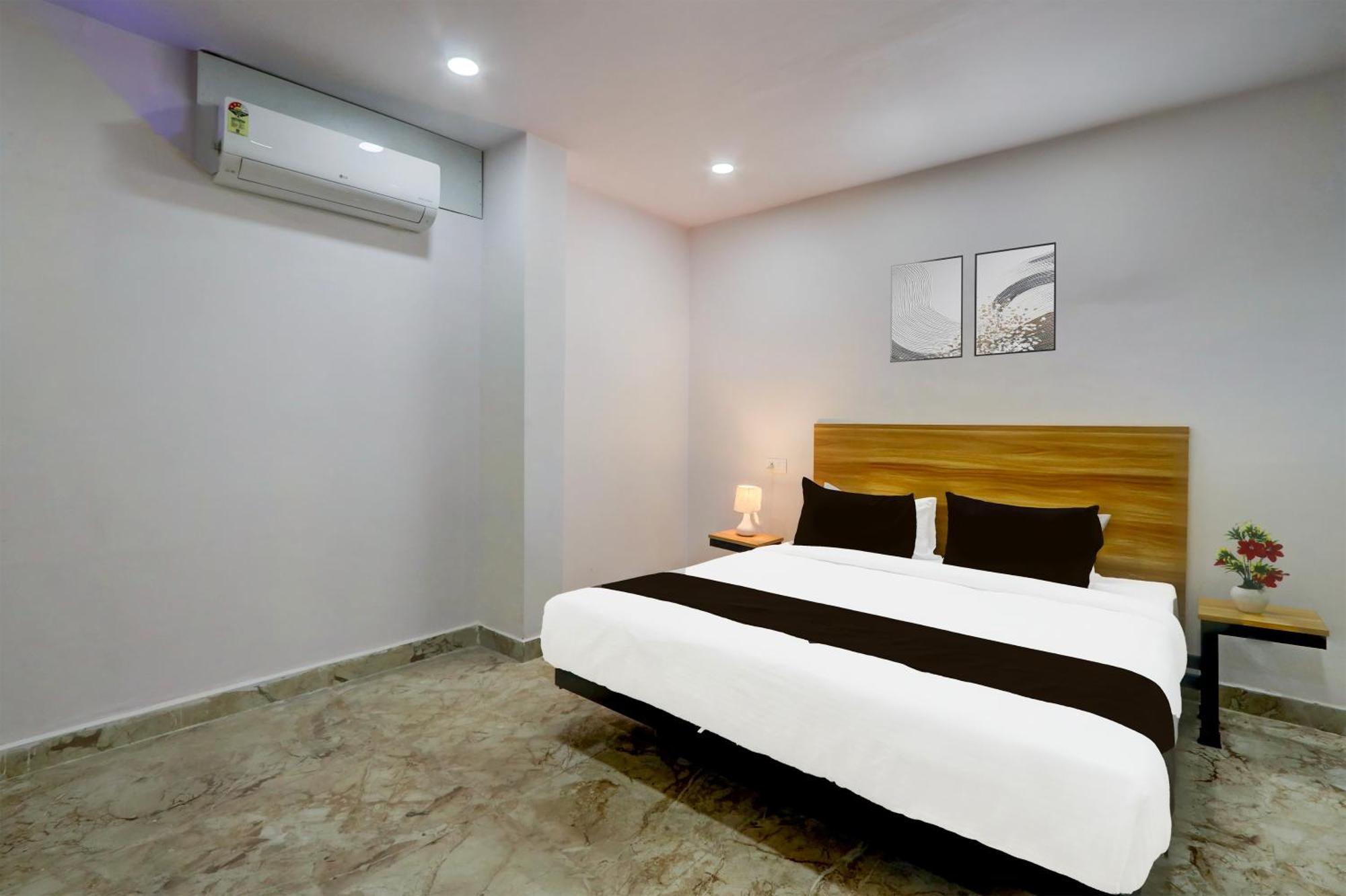 Hotel O Living Tree In Hyderabad Exterior foto